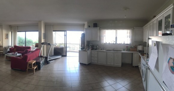 Property for Sale in Kareas