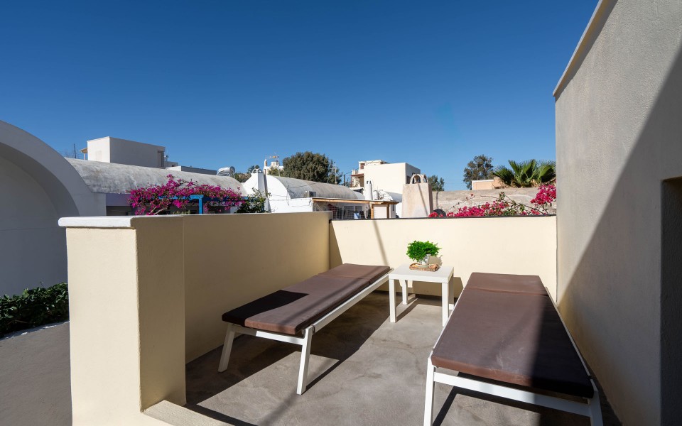 Plethora 2 Homes  (1-8 pax)