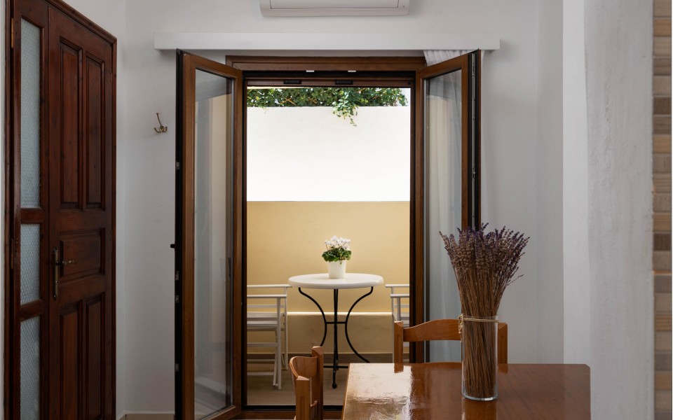 Plethora 2 Homes  (1-8 pax)