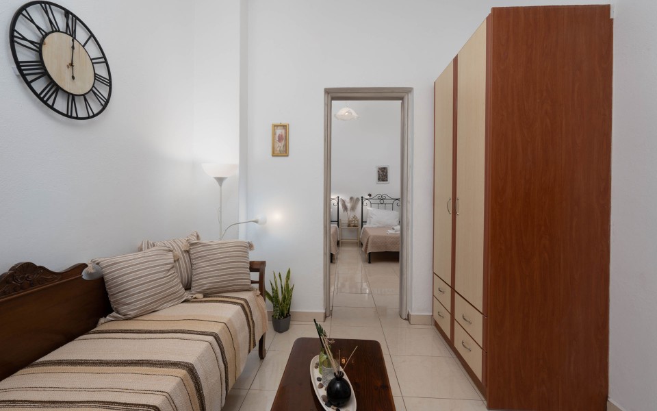 Plethora 2 Homes  (1-8 pax)