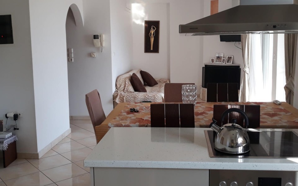 Property for sale in Keratsini