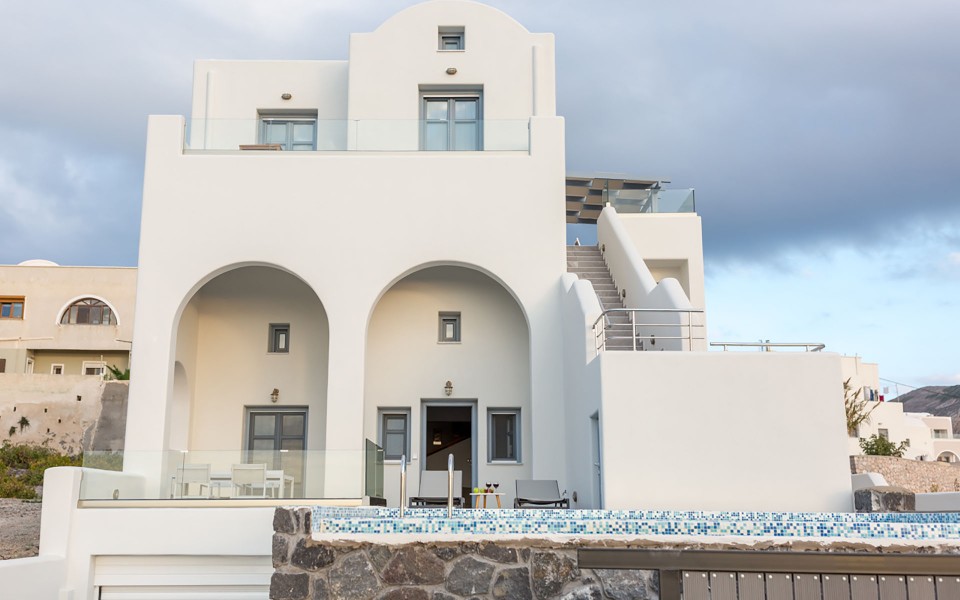 (1-11 pax) Luxe Maroussi Villas with Prive Pool & Elevator