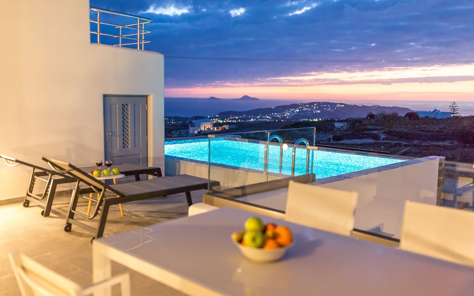 (1-11 pax) Luxe Maroussi Villas with Prive Pool & Elevator