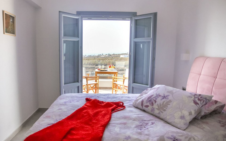 (1-11 pax) Luxe Maroussi Villas with Prive Pool & Elevator