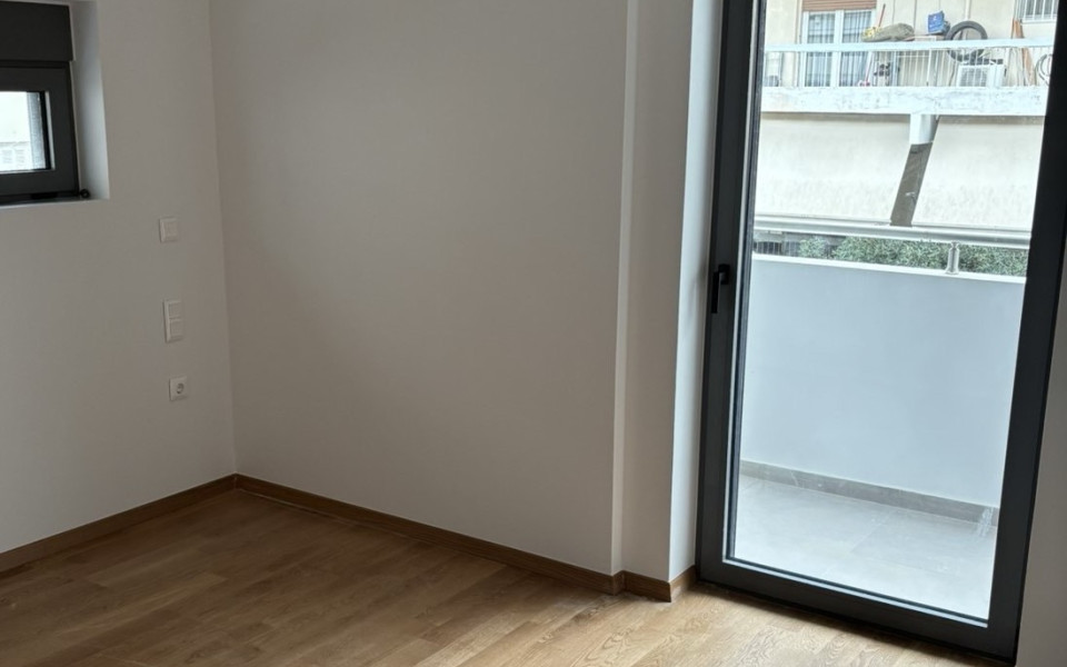 Modern Maisonette with Sea View in Alimos – Ideal Investment Opportunity