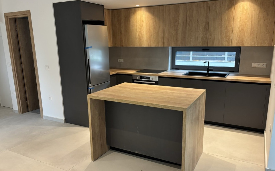 Modern Maisonette with Sea View in Alimos – Ideal Investment Opportunity