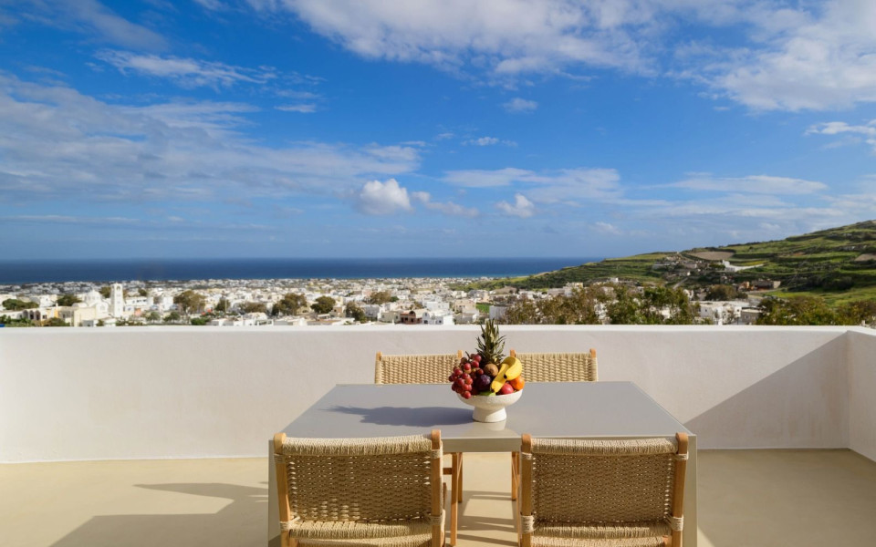Nikolia's House, New Luxe villa & Prive Jacuzzi