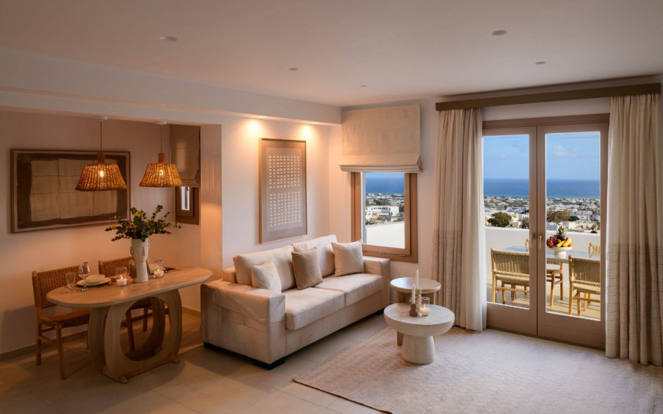 Nikolia's House, New Luxe villa & Prive Jacuzzi
