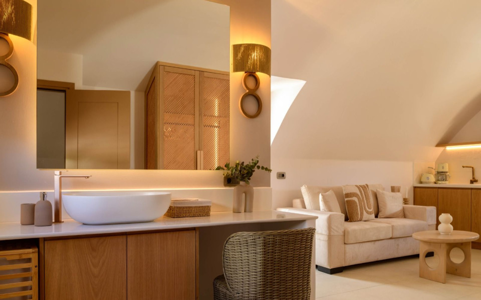 Nikolia's House, New Luxe villa & Prive Jacuzzi