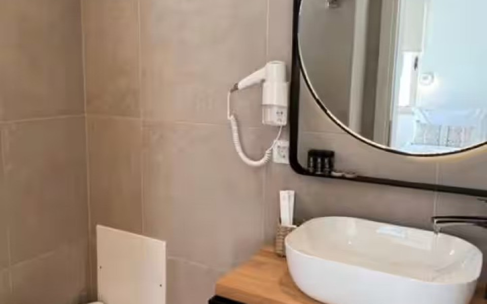 Thealos Executives Suite 4 With Mountain View