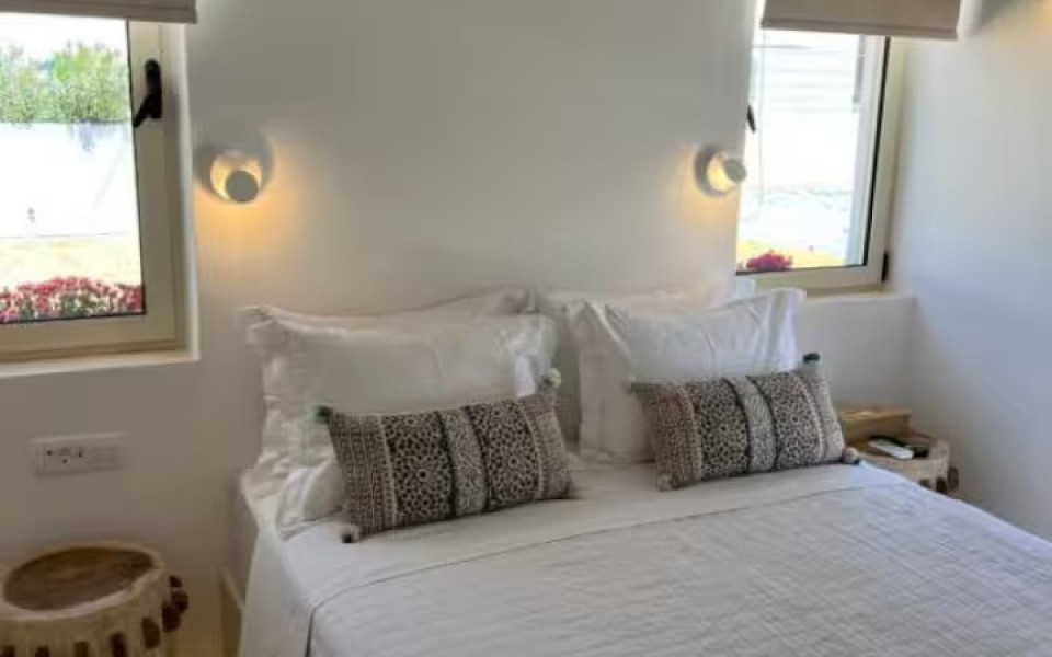 Thealos Executives Suite 4 With Mountain View