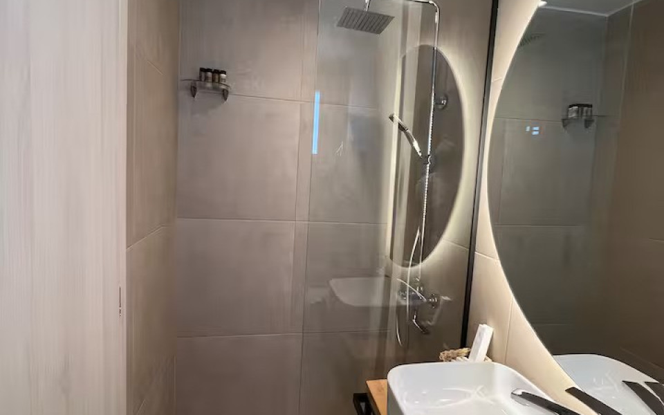 Thealos Executive Suite 5 With Sea & Mountain View