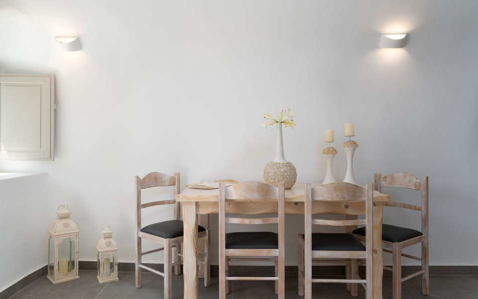 NEW Lux Yiota Collection Suite 2 & Prive Jacuzzi