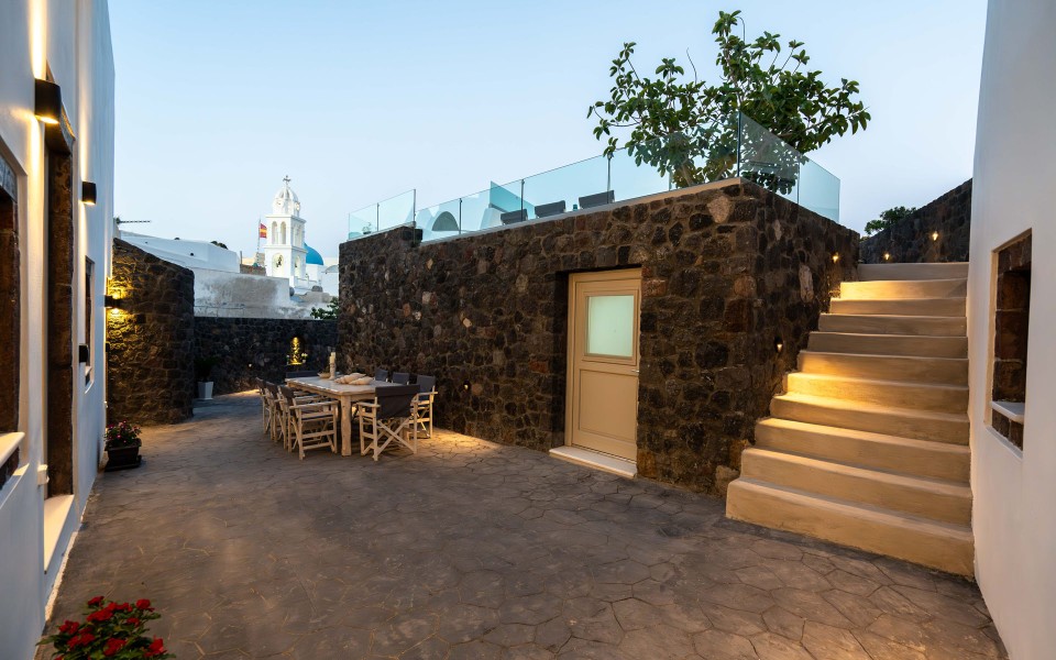 NEW Lux Yiota Collection Suite 2 & Prive Jacuzzi