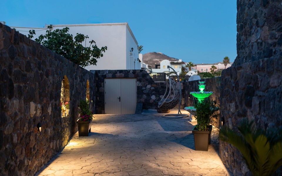 NEW Lux Yiota Collection Suite 2 & Prive Jacuzzi