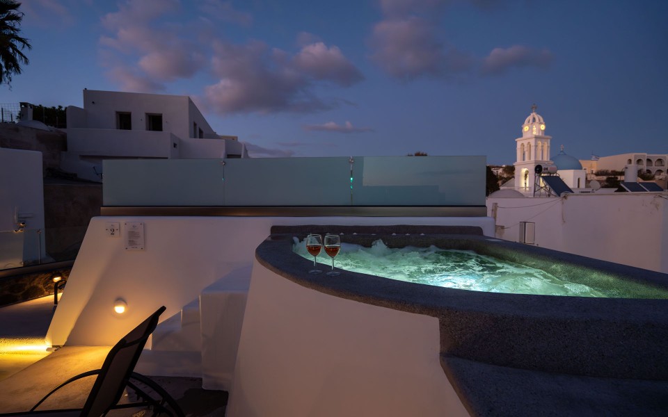 NEW Lux Yiota Collection Suite 2 & Prive Jacuzzi