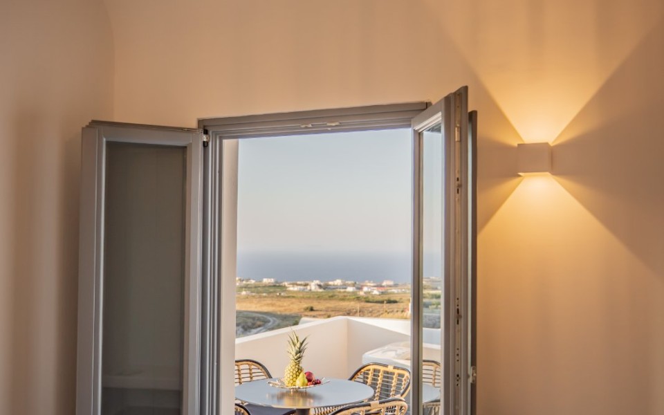 Bonsai 4 Luxury Suites – Pool & Jacuzzi (1-11 pax)