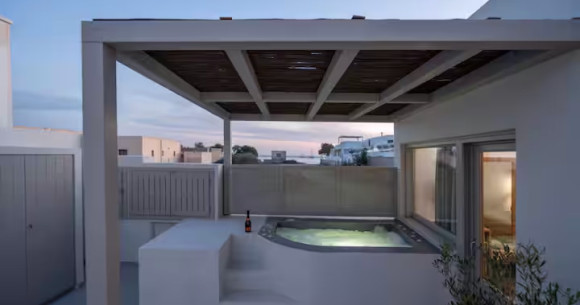 SEA SERENITY VILLA 2 (1-4 pax)