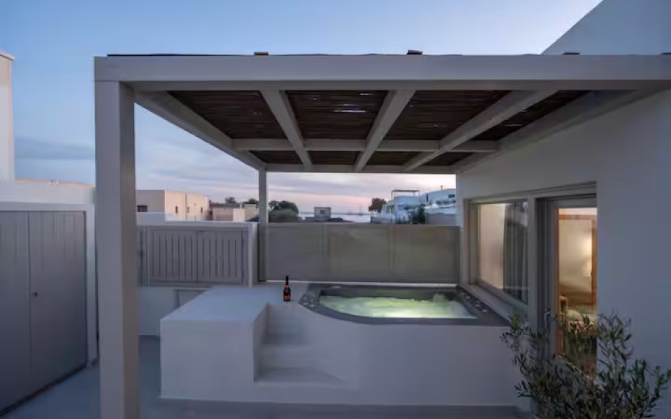 SEA SERENITY VILLA 2 (1-4 pax)