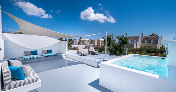 Majestic Sky Deluxe Suite with Private Hot Tub