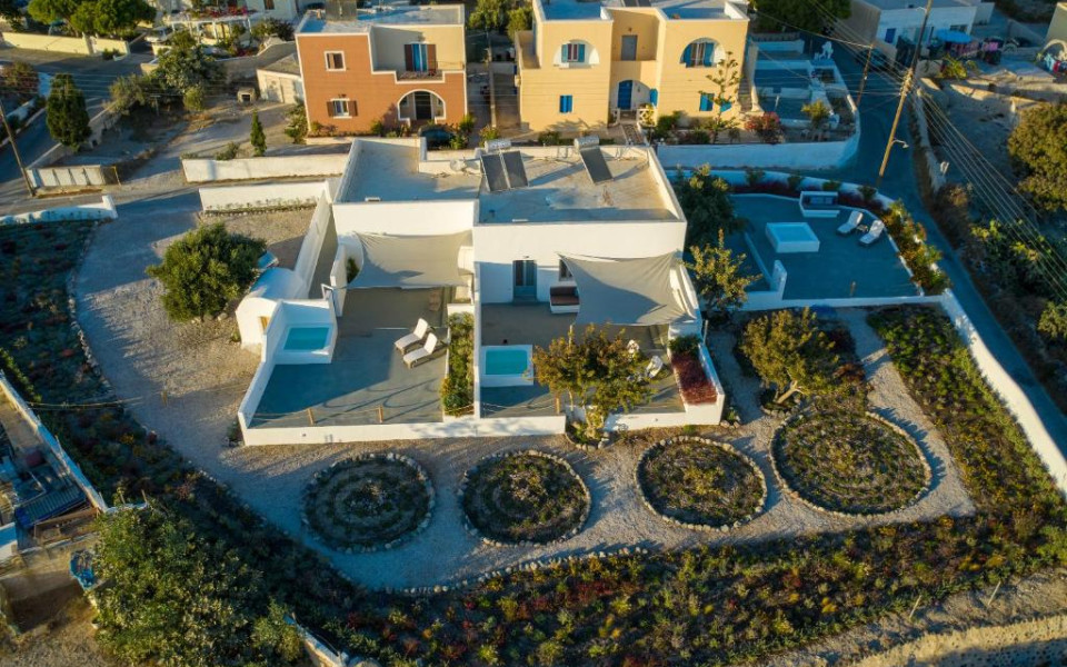 Majestic Sky 3 Suites & 3 Hot Tub