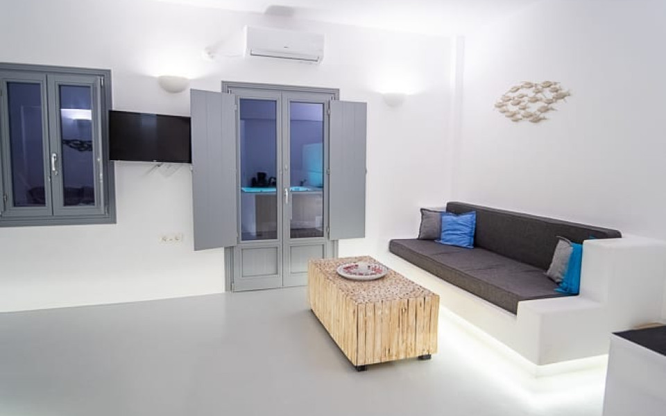 Majestic Sky 3 Suites & 3 Hot Tub