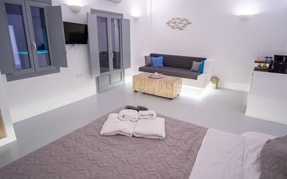 Majestic Sky 3 Suites & 3 Hot Tub