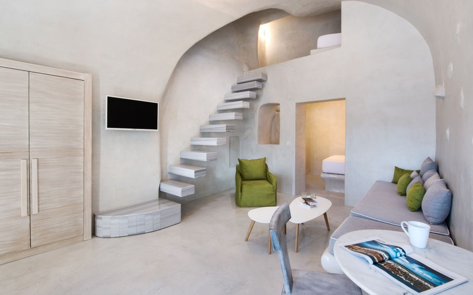 Rhenia’s Cave House & Prive Jaccuzzi & Caldera View